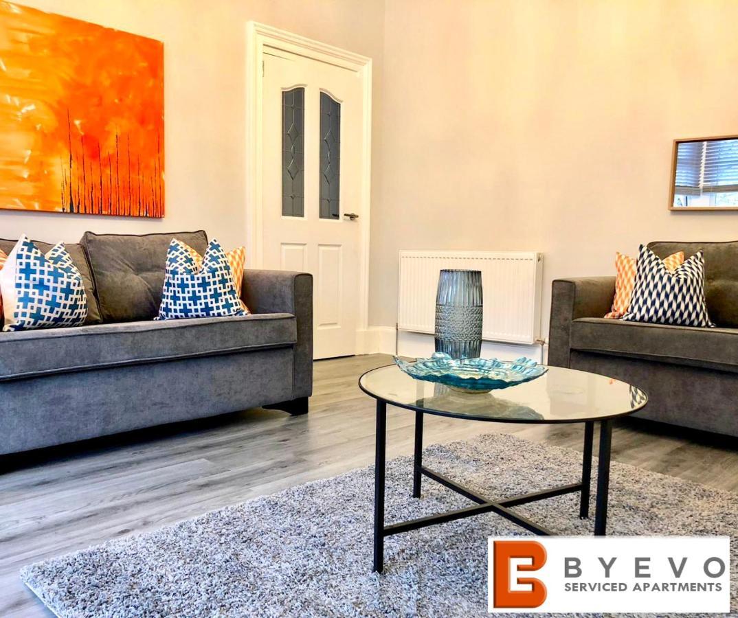 Byevo Almar Villa - Close To City And Airport - Perfect For Contractors Or Large Groups Glasgow Exterior foto