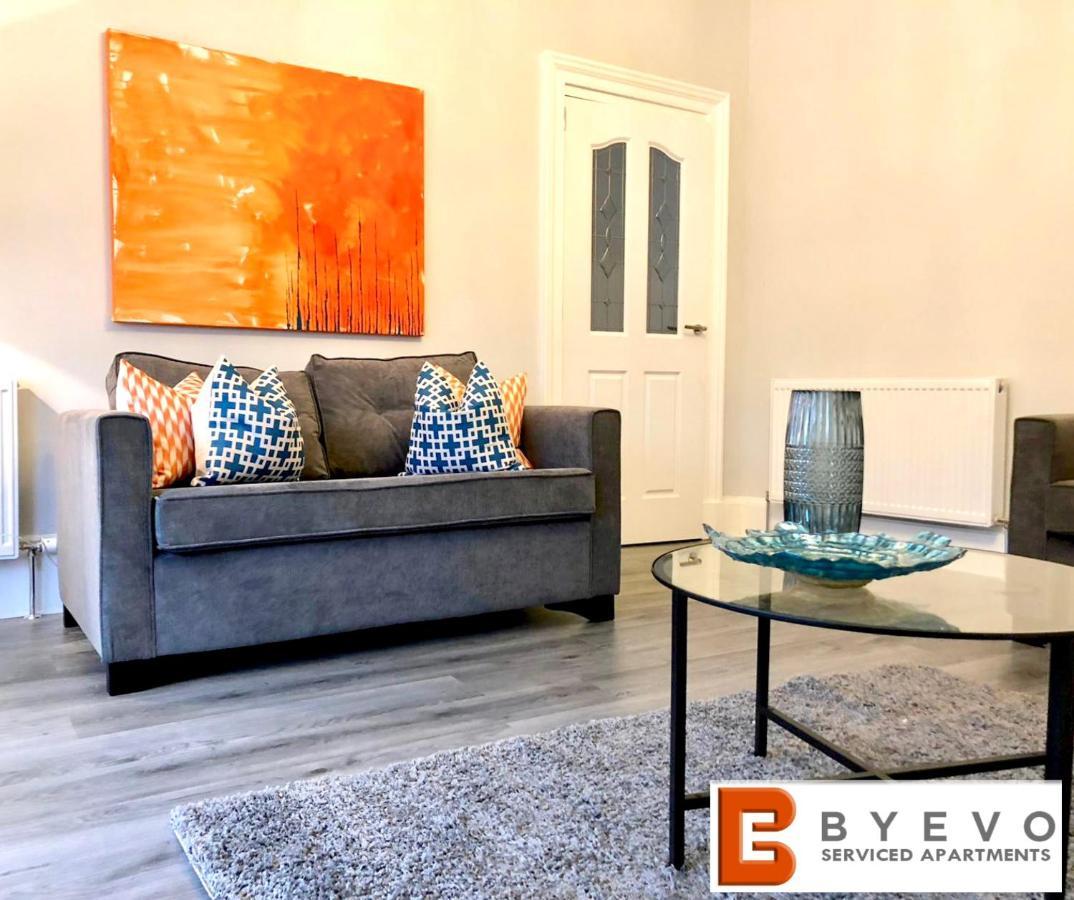 Byevo Almar Villa - Close To City And Airport - Perfect For Contractors Or Large Groups Glasgow Exterior foto